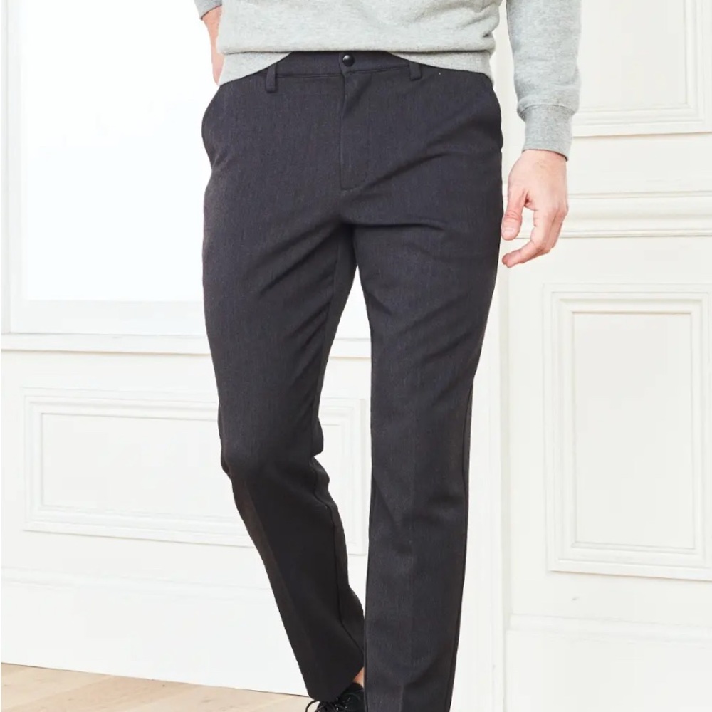 36 x 32  Men's Quince Ultra-Stretch 24/7 Smart Chinos - Athletic Tapered Pants